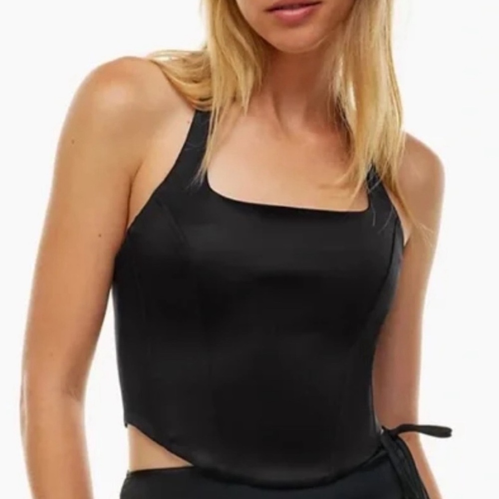 Aritzia Dusk Halter Top (Black)